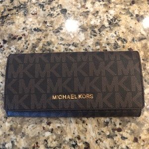 Michale Kors Jet Set Wallet